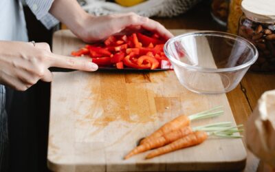 10 Simple Ways to Get Into a Calorie Deficit Without Counting Calories (and Why They Work)